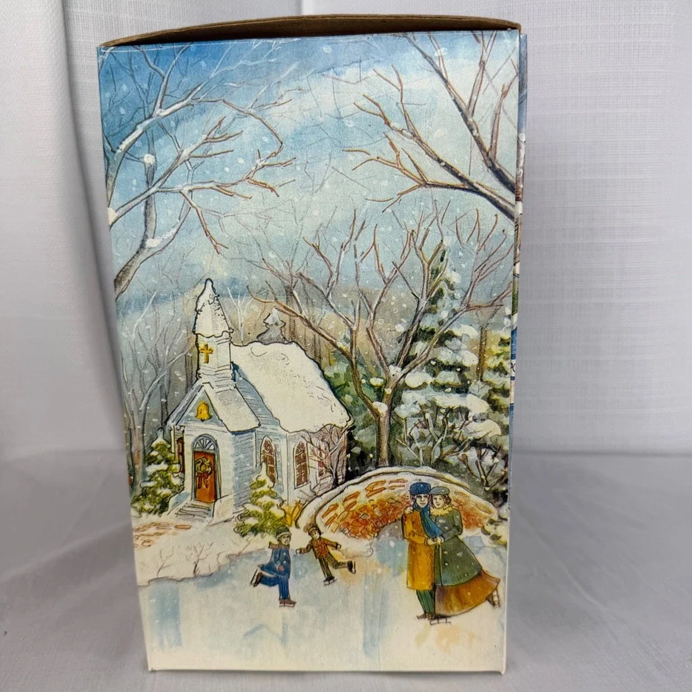 VTG Holiday Living Lily's Flower Shop Porcelain Lighted House Christmas Village